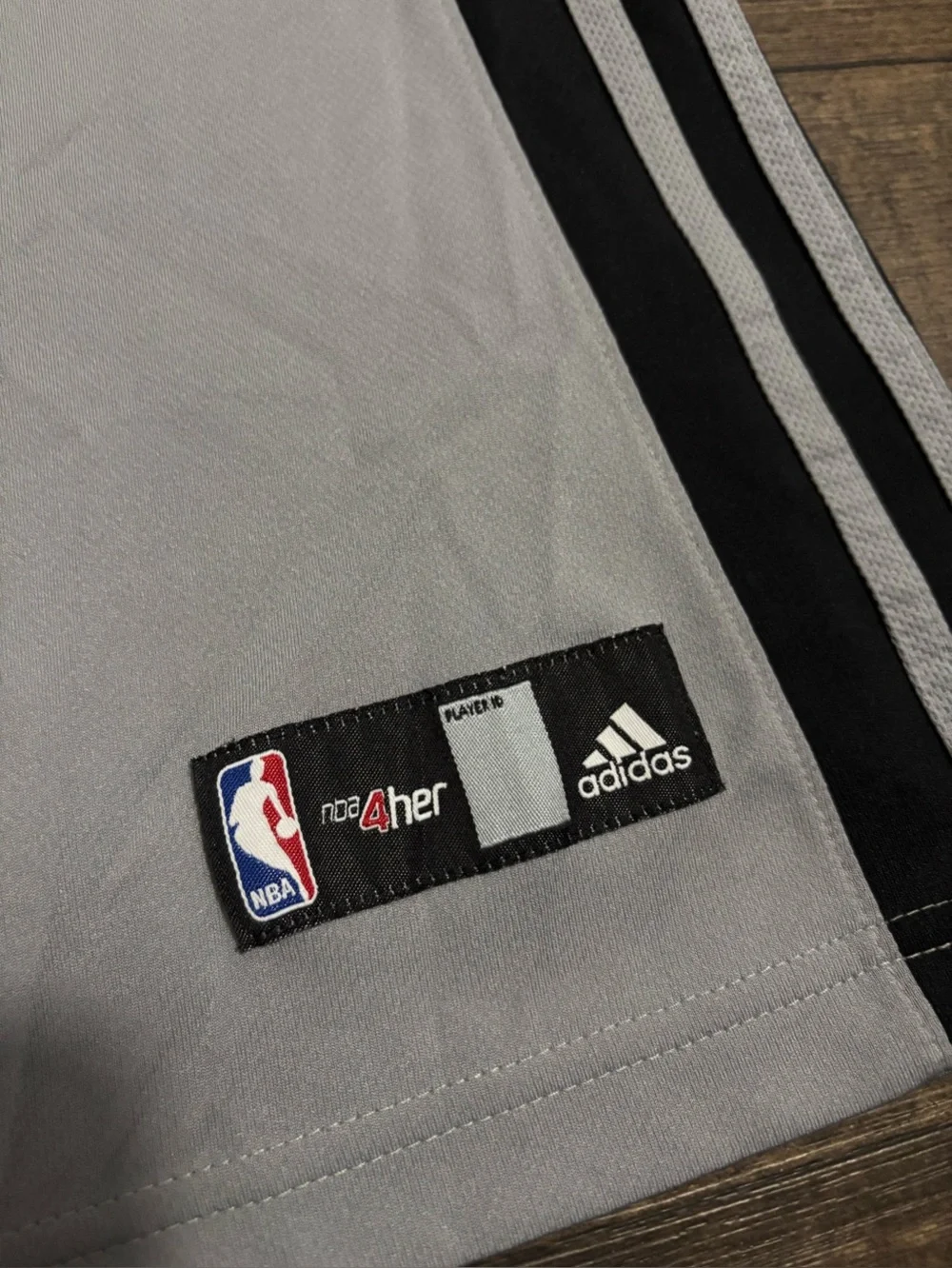 San Antonio Spurs Basketball Jersey Womens NBA Adidas Manu Ginobili #20 Size M - Picture 8 of 8